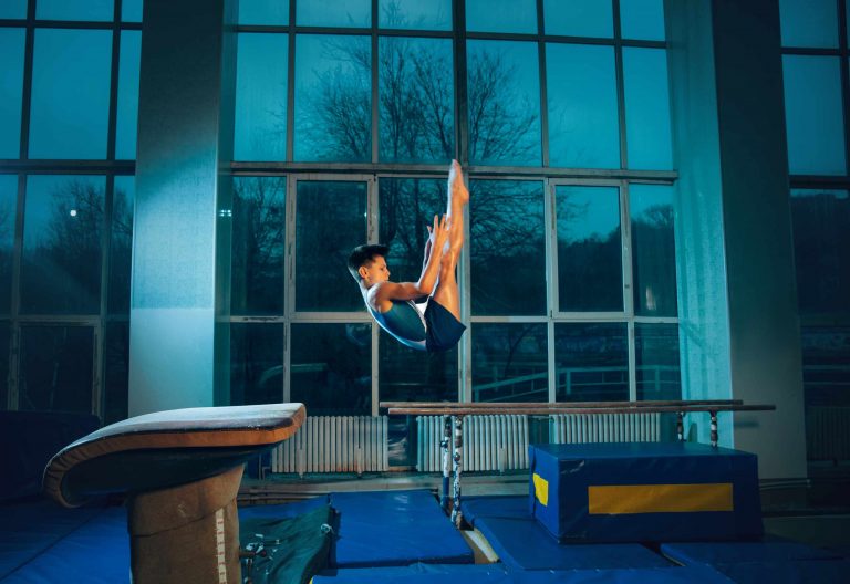 A Guide to Controlled Takeoff and Landing in Rhythmic Gymnastics Jumps